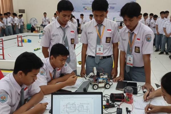 Siswa SMA/SMK/MA Se-Bojonegoro Ditantang Adu Cerdas di Robotic Challenge 2026, Catat Waktunya