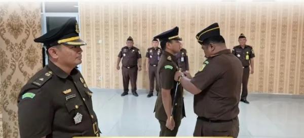 Kajari Pringsewu Lantik Gilang Olla Rahmadhan sebagai Kasi Datun