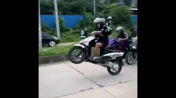 Viral Balap Liar Saat Ngabuburit di Garut, Aksi Remaja Ini Bikin Resah Warga
