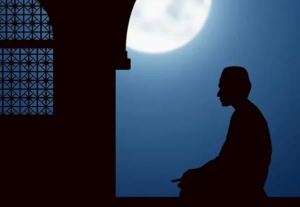 Hukum Tahajud Setelah Witir di Bulan Ramadan, Perlu Ulang Witir atau Tidak? Ini Penjelasannya