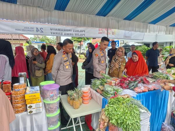 Polres Indramayu Gelar Gerakan Pangan Murah, Bantu Warga Dapatkan Sembako Terjangkau saat Ramadan