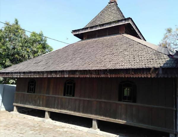 Masjid Kuno Bondan, Jejak Awal Penyebaran Islam di Tepi Sungai Cimanuk Indramayu