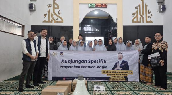 Dukung Kegiatan Ramadan, Anggota DPR RI Salurkan Sound System untuk Masjid Al-Haq di Garut