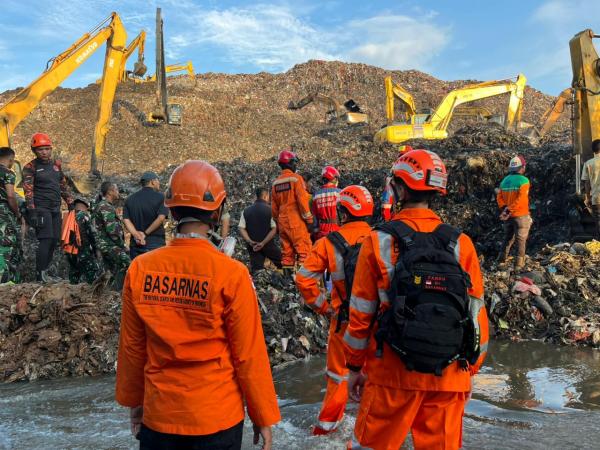 Update Tragedi Bantargebang: Korban Tewas Longsor Sampah Bertambah Jadi 4 Orang