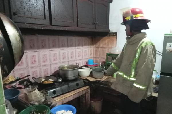 Gas Elpiji Bocor Warga Jombang Tersambar Api, Begini Kondisinya