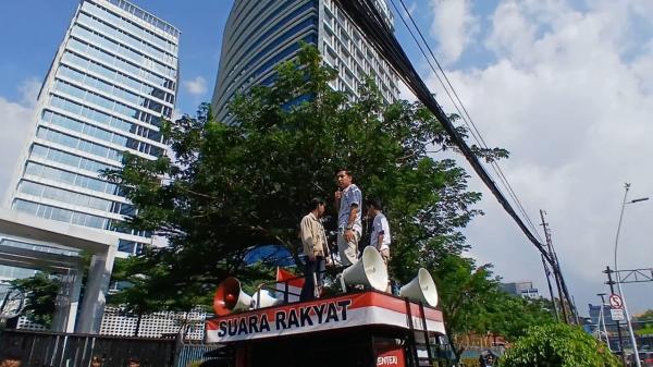Warga dan Mahasiswa Desak Realisasi Buffer Zone TBBM Dawuan