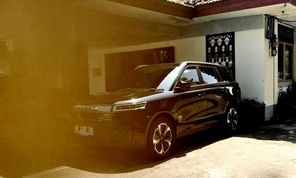 NTB Tunggu Edaran Pusat soal WFH ASN, Pemprov Andalkan Mobil Listrik Sewa untuk Efisiensi BBM