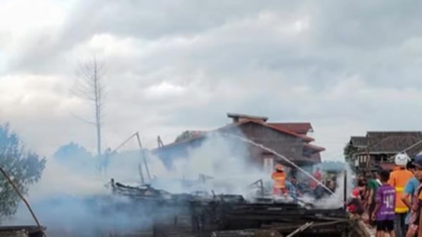 Kebakaran di Kutai Kartanegara, Dua Rumah dan 1 Gedung Walet Rata dengan Tanah