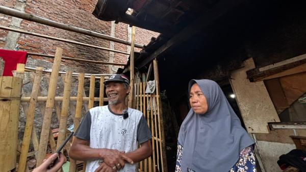 Bertahun-tahun Menanti, Saparudin Masih Tinggal di Rumah Hampir Runtuh di Bandung