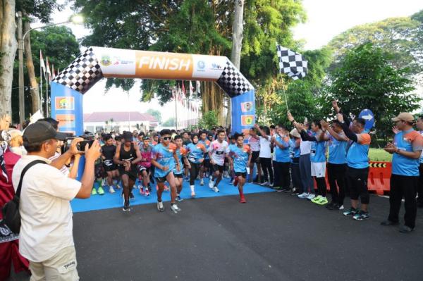 Geliat Sport Tourism, Ratusan Pelari Ramaikan Road to Banten Marathon