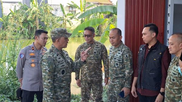 Pangdam V/Brawijaya Tinjau Kesiapan Peresmian Koperasi Merah Putih di Lamongan