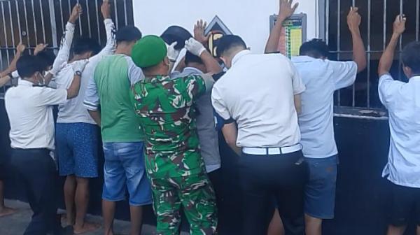 Razia Gabungan di Lapas Indramayu, Petugas Temukan Barang Terlarang di Kamar Hunian