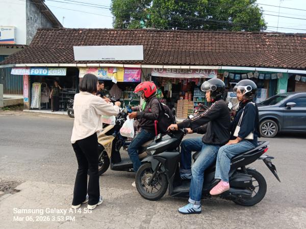 Jumat Berkah, UMKM Semarang Banjir Pesanan untuk Dibagikan ke Pengguna Jalan
