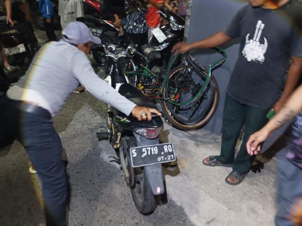 Kecelakan Maut Pesepeda Ontel Tertabrak Motor di Jombang, Korban Terpental Lalu Tewas