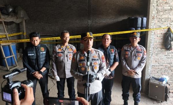 Heboh! Gudang BBM Oplosan di Pringsewu Digerebek, Omzet Tembus Rp2,5 Miliar dalam 2 Tahun