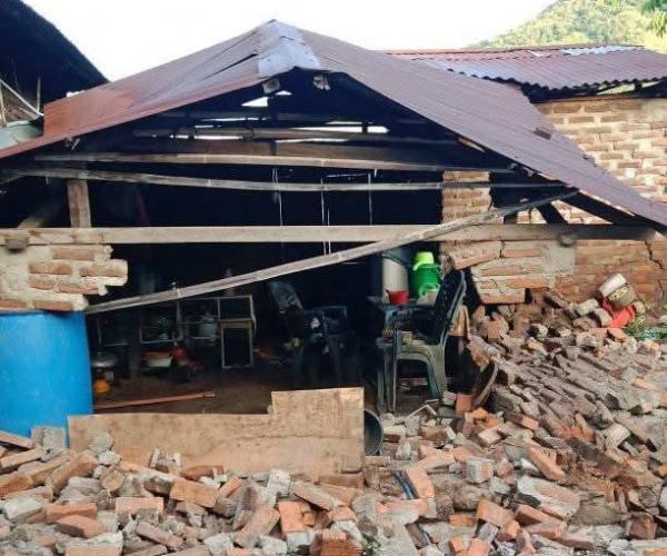 Flores Timur Diguncang Gempa Beruntun, Ratusan Rumah Rusak, Puluhan Luka-Luka