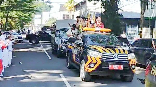 Nathan Lebak FC Juara, Ratusan Warga Lebak Sambut Konvoi Kemenangan