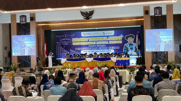 Meneguhkan Integritas Intelektual di Era Disrupsi Prof Muh Syafei Dikukuhkan jadi Guru Besar