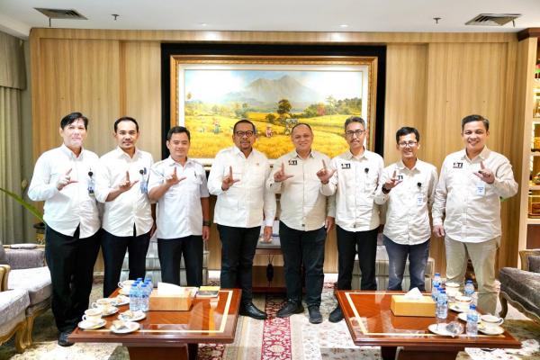 IJTI Dorong Regulasi Tegas untuk Media Sosial dan Penguatan Etika Jurnalistik