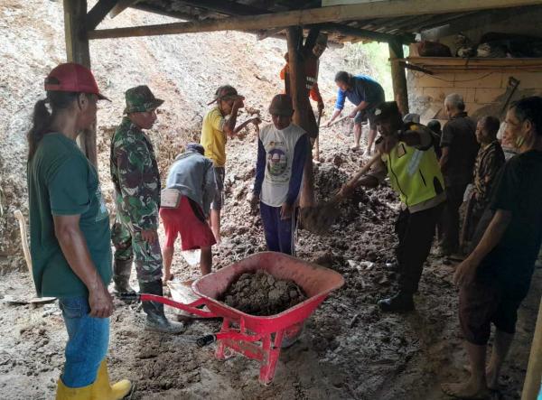 Hujan Deras Picu Longsor di 2 Kecamatan di Kebumen, Rumah Warga Rusak