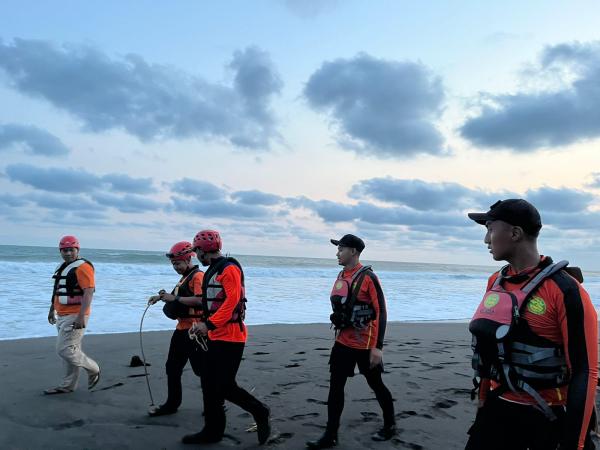 2 Anak Tewas Tenggelam di Muara Sungai Wawar Purworejo, 1 Selamat