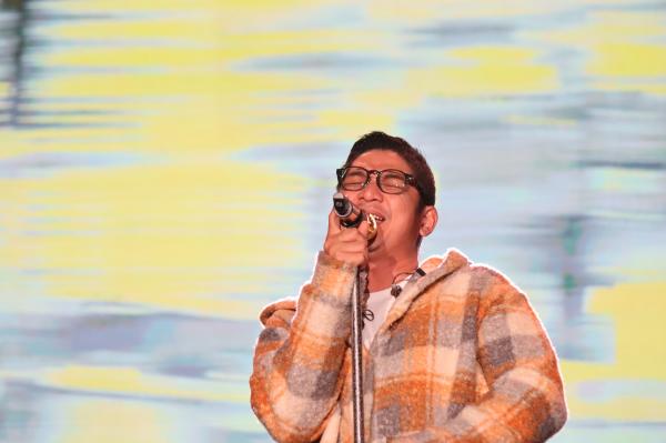 Ungu Sukses Hibur 12.000 Penonton di Festival Swara Semesta Surabaya