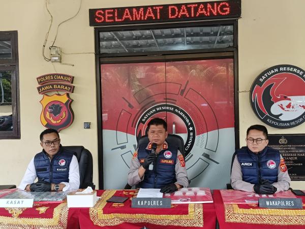 Gagalkan Peredaran Sabu Rp1 Miliar, Polisi Selamatkan Puluhan Ribu Warga Cianjur