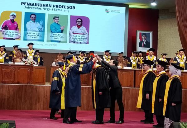 Unnes Kukuhkan 4 Profesor Baru, Tren Positif Pengembangan Kualitas Sumber Daya Manusia