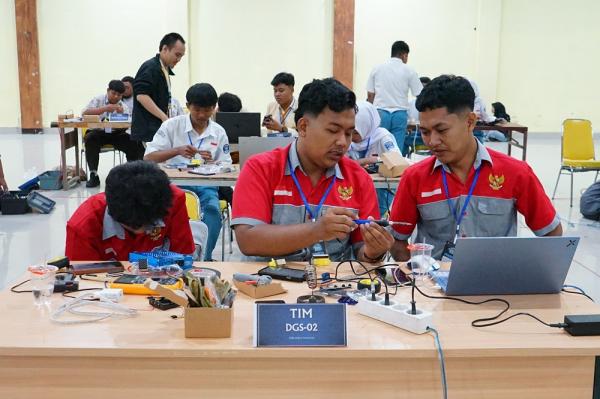 Adu Cepat Robot Transporter, 19 Tim Pelajar Ramaikan Unigoro Robotic Challenge 2026
