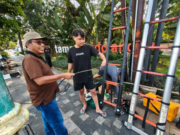 Insiden Kabel Internet di Dekat Rumdin Bupati Sragen, Diduga akibat Tertarik Kendaraan Besar