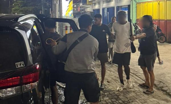 Pelarian Berakhir di Depan Bank, 2 Eksekutor Pengeroyokan Mahasiswa Jayapura Dicokok Polisi