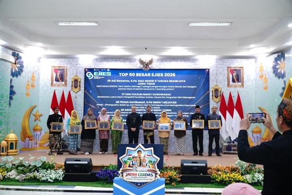 50 Karya Siswa Jatim Bersinar di EJIES 2026, Ribuan Ide Lahir untuk Masa Depan Pendidikan