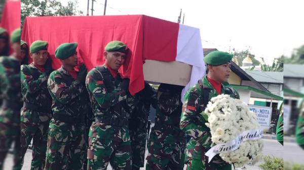 Isak Tangis di Pemakaman Kopda Rico Pramudia, Si Buah Hati Masih Balita Panggil Ayah Berkali-kali