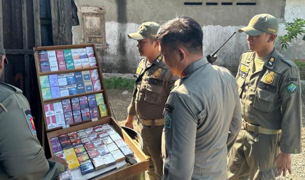 Gempur Rokok Ilegal, Aparat Gabungan Sidoarjo Sita Ratusan Bungkus di Tiga Desa