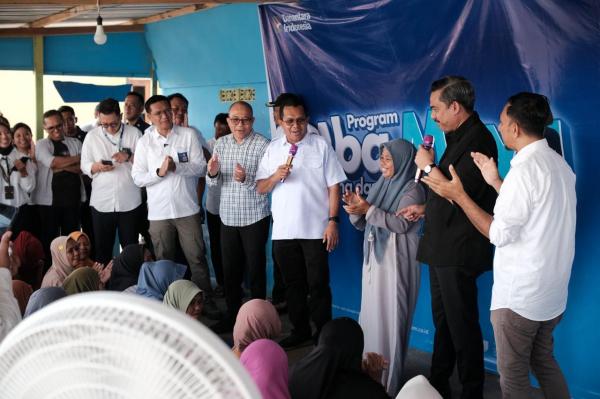 Menteri UMKM Sambangi Pulau Rinca, Perkuat Ekonomi Perempuan Pesisir Manggarai Barat