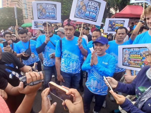 Ribuan Karyawan PDAM Tirta Moedal Ramaikan Mlaku Bareng HJKS ke-479 di Simpang Lima