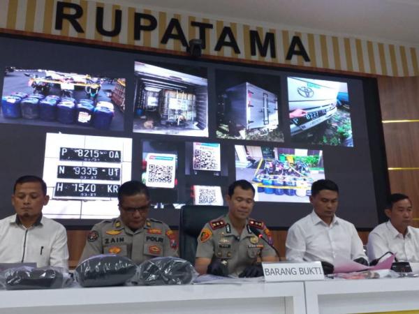 Polres Probolinggo Kota Gerebek Penyalahgunaan BBM Subsidi, 1.307 Liter Disita