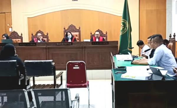 Hakim Selidik Alur Pengembalian Uang Rp200 Juta di Rumah IJU Kasus Gratifikasi Dana Siluman DPRD NTB