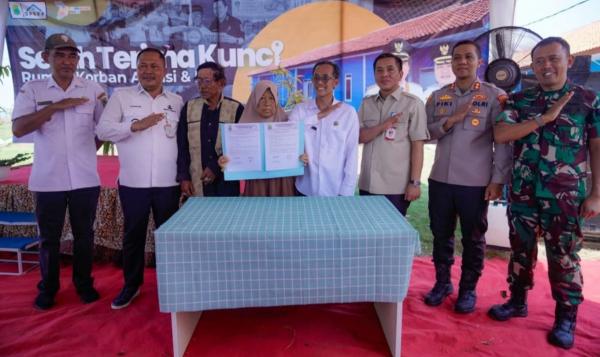 Pemkab Karawang Percepat Pembangunan Rumah untuk Korban Abrasi dan Rob di Cemarajaya