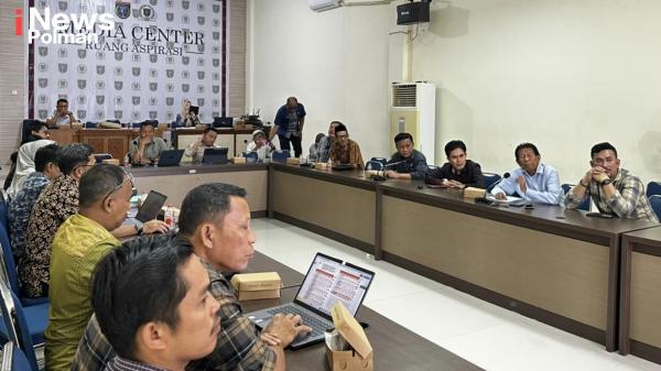 Rapat LKPJ Bersama BPS, DPRD Polman Pertanyakan Akurasi Data Kemiskinan