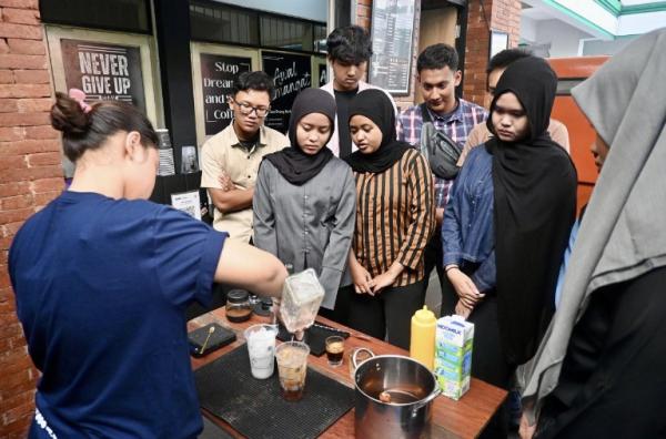 header img