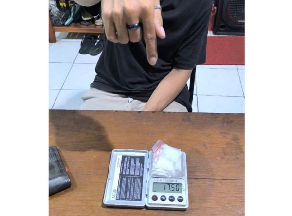 Ditresnarkoba Polda Jateng Bekuk Pengedar Sabu di Pedurungan Semarang, 9 Paket Disita
