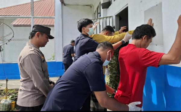 Geger di Lapas Blangpidie! Petugas Sita HP hingga Pisau Saat Razia Besar-besaran