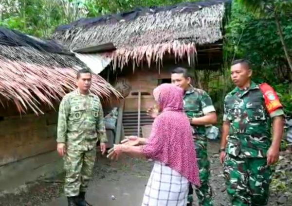 Peduli Dhuafa, Kodim 0102/Pidie Bedah Rumah Reot Nek Siti Hawa di Tangse