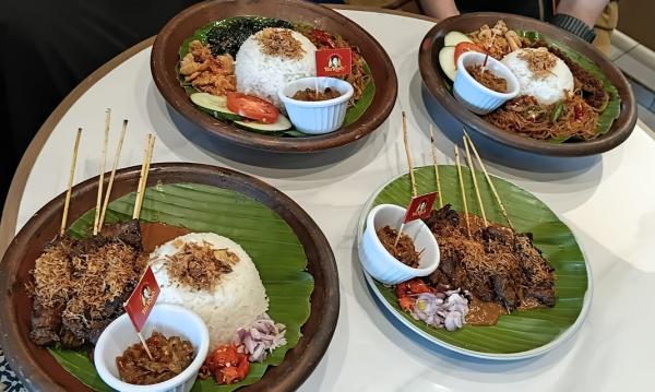 Ngopi sambil Santap Nasi Lidah hingga Cumi Hitam di Kafe dalam Mal, Sensasinya Bikin Ketagihan