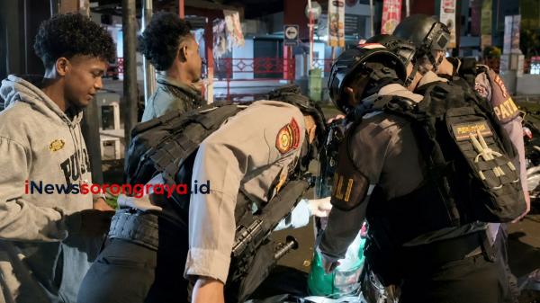 Dua Remaja Bawa Sajam di Kota Sorong, Polisi Temukan di Jok Motor Saat Patroli