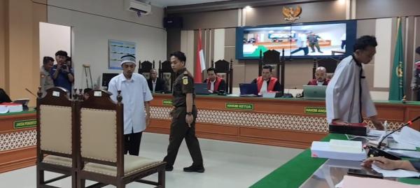 Saksi Prio Akui Hanya Membantu Menguburkan Korban dalam Kasus Pembunuhan Satu Keluarga