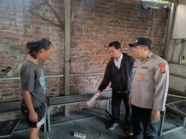 Nongkrong di Warkop Sidoarjo, Gadis 18 Tahun Tewas Diduga Tersengat Listrik dari Kursi Besi