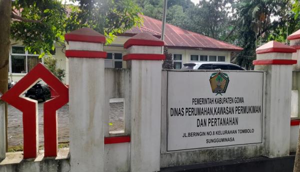 Polisi Geledah Kantor Perkimtan Gowa, Kepala Dinas Ikut Diperiksa