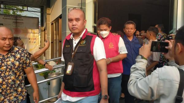 Manipulasi Setoran Fiktif Terbongkar, Dua Tersangka Ditahan Kejari Nganjuk